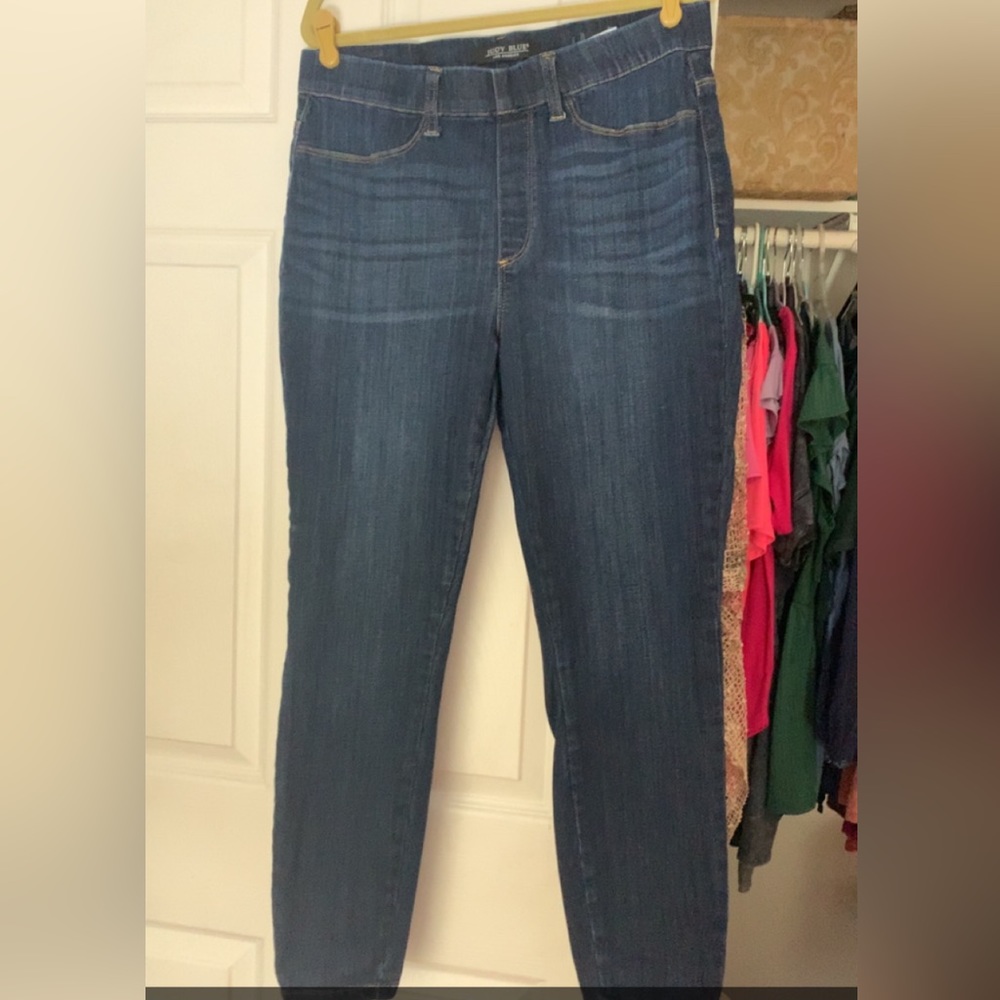 Dark Wash Pull-On Women's Jeans